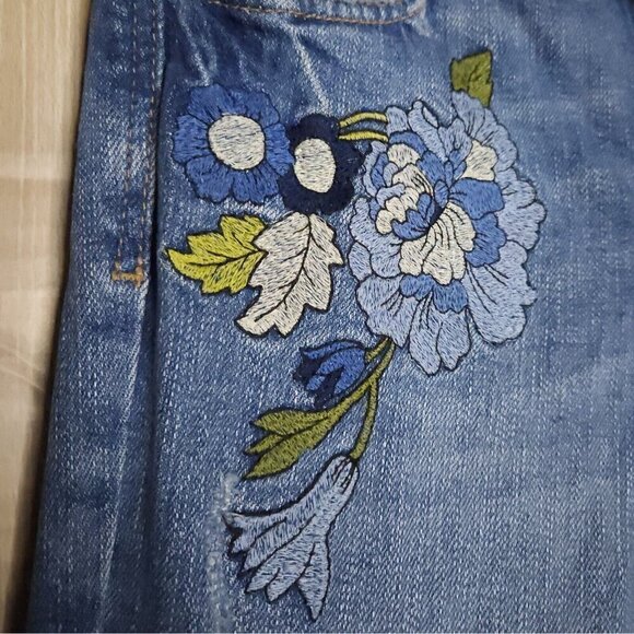 Zara Trafaluc Denimwear Floral Boho Embroidered Fringe Hem Jeans 2 - Picture 5 of 9